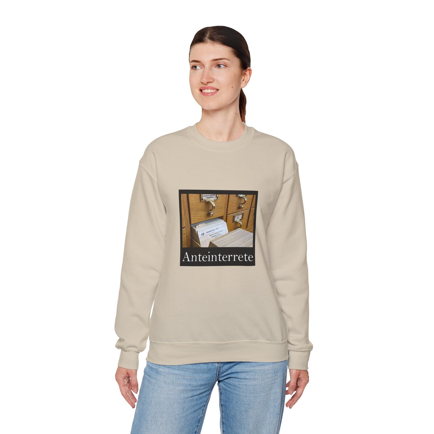 Anteinterrete Heavy Blend™ Crewneck