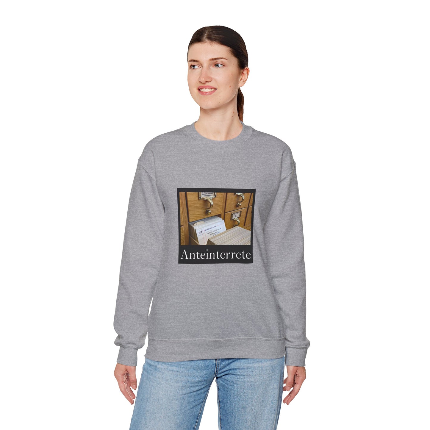 Anteinterrete Heavy Blend™ Crewneck
