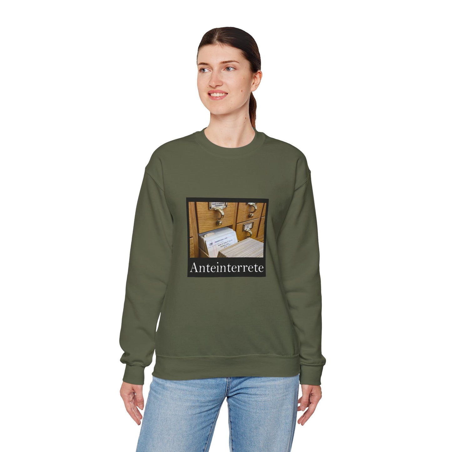 Anteinterrete Heavy Blend™ Crewneck