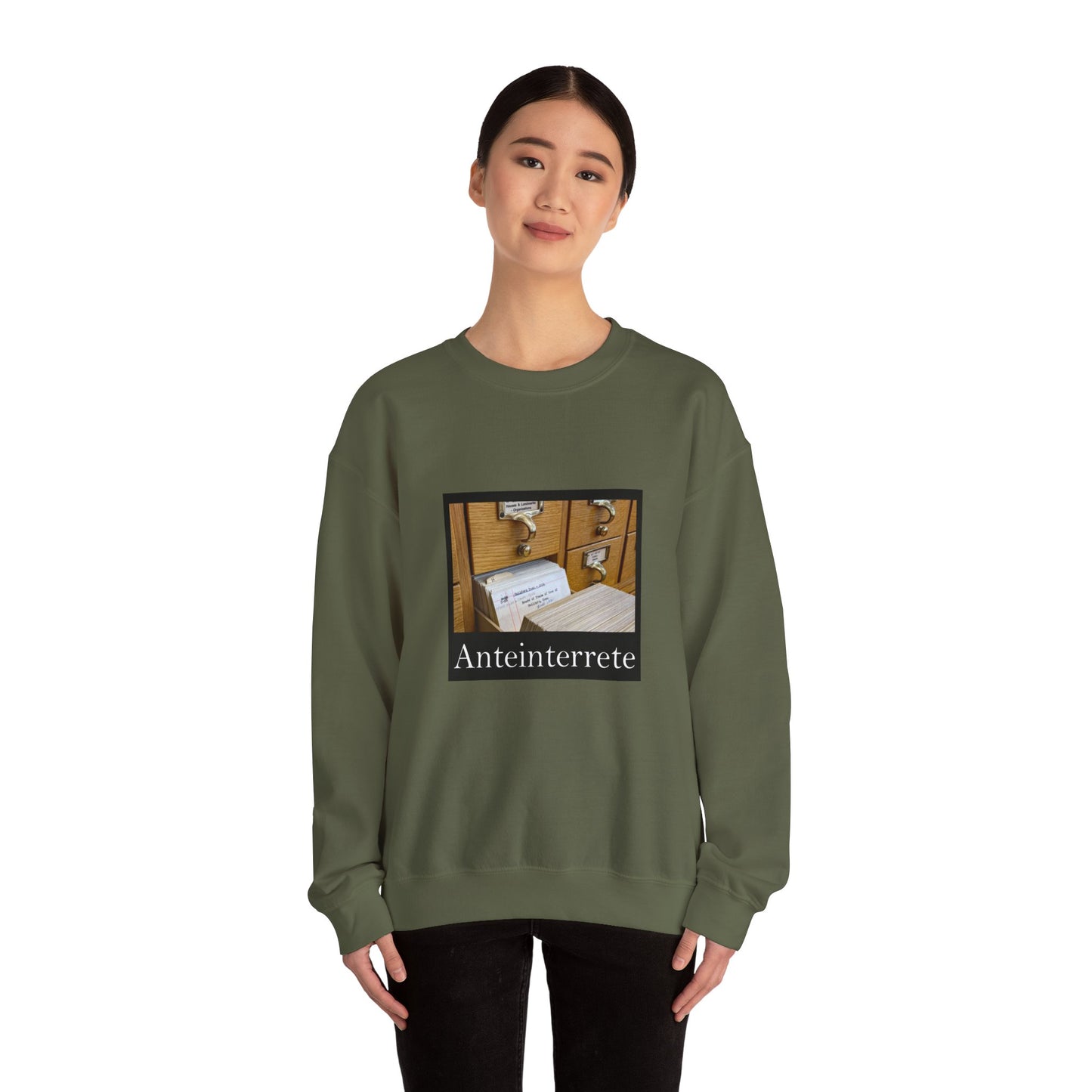 Anteinterrete Heavy Blend™ Crewneck