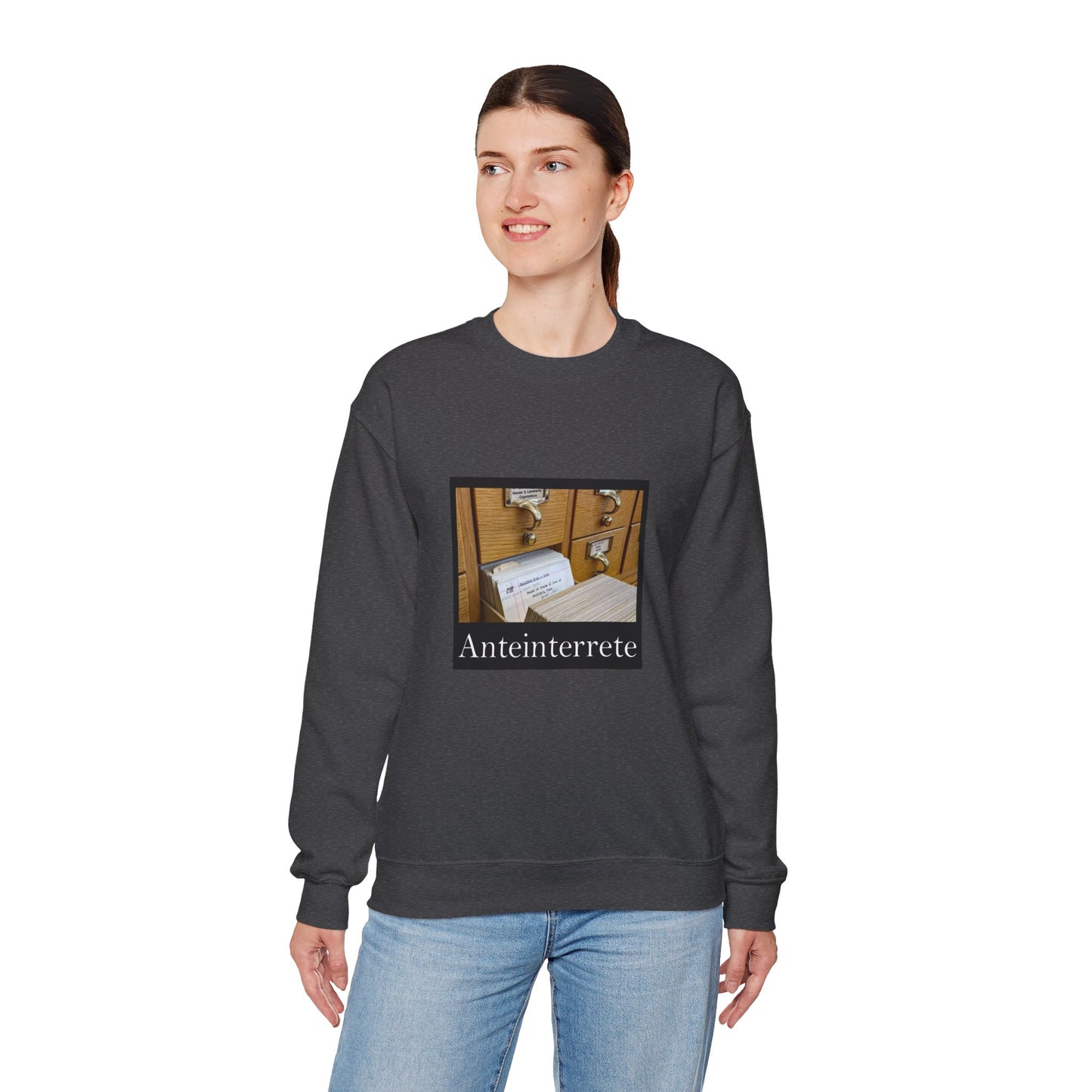 Anteinterrete Heavy Blend™ Crewneck